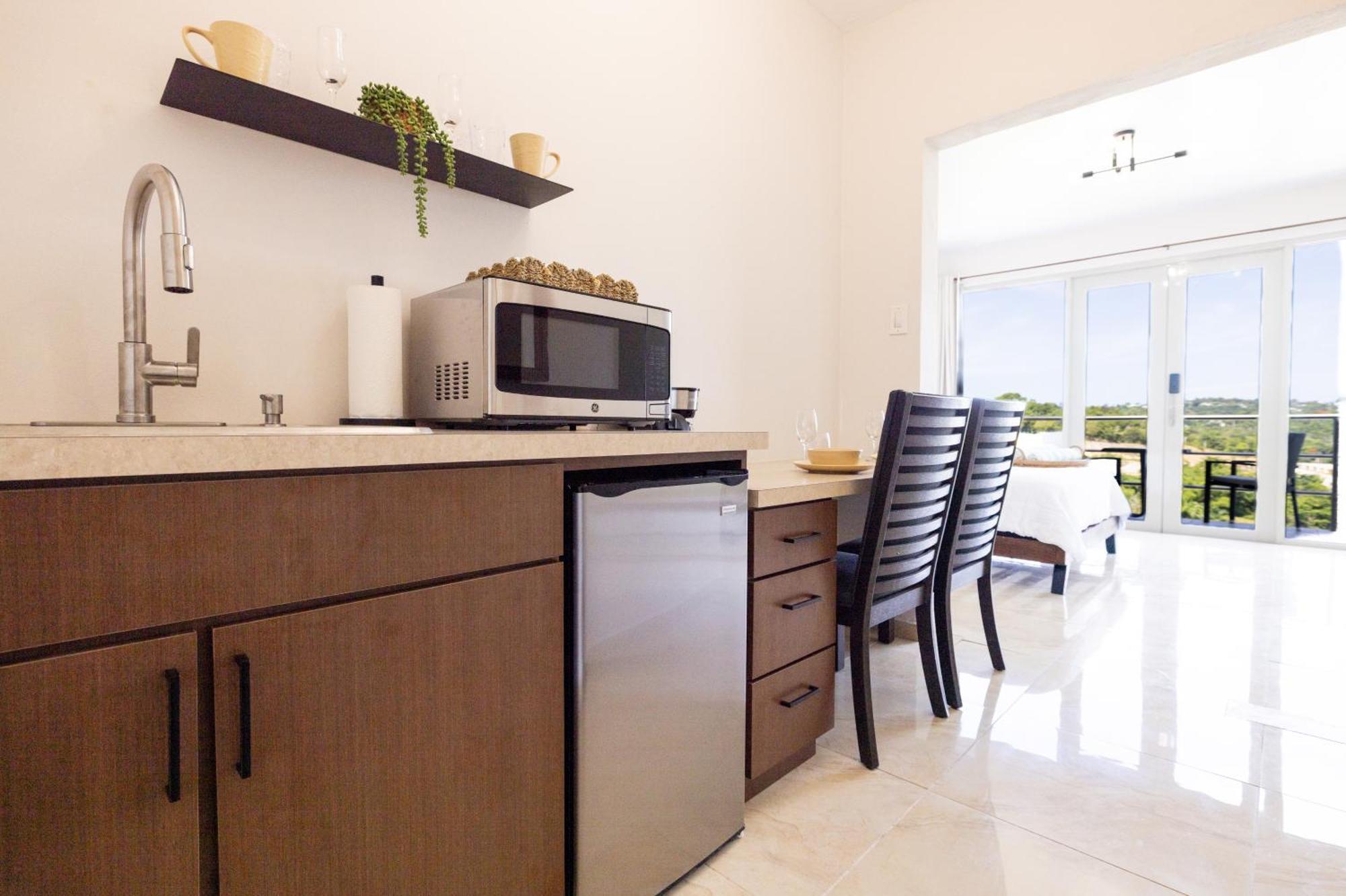 Rincon View Suites Matias ภายนอก รูปภาพ