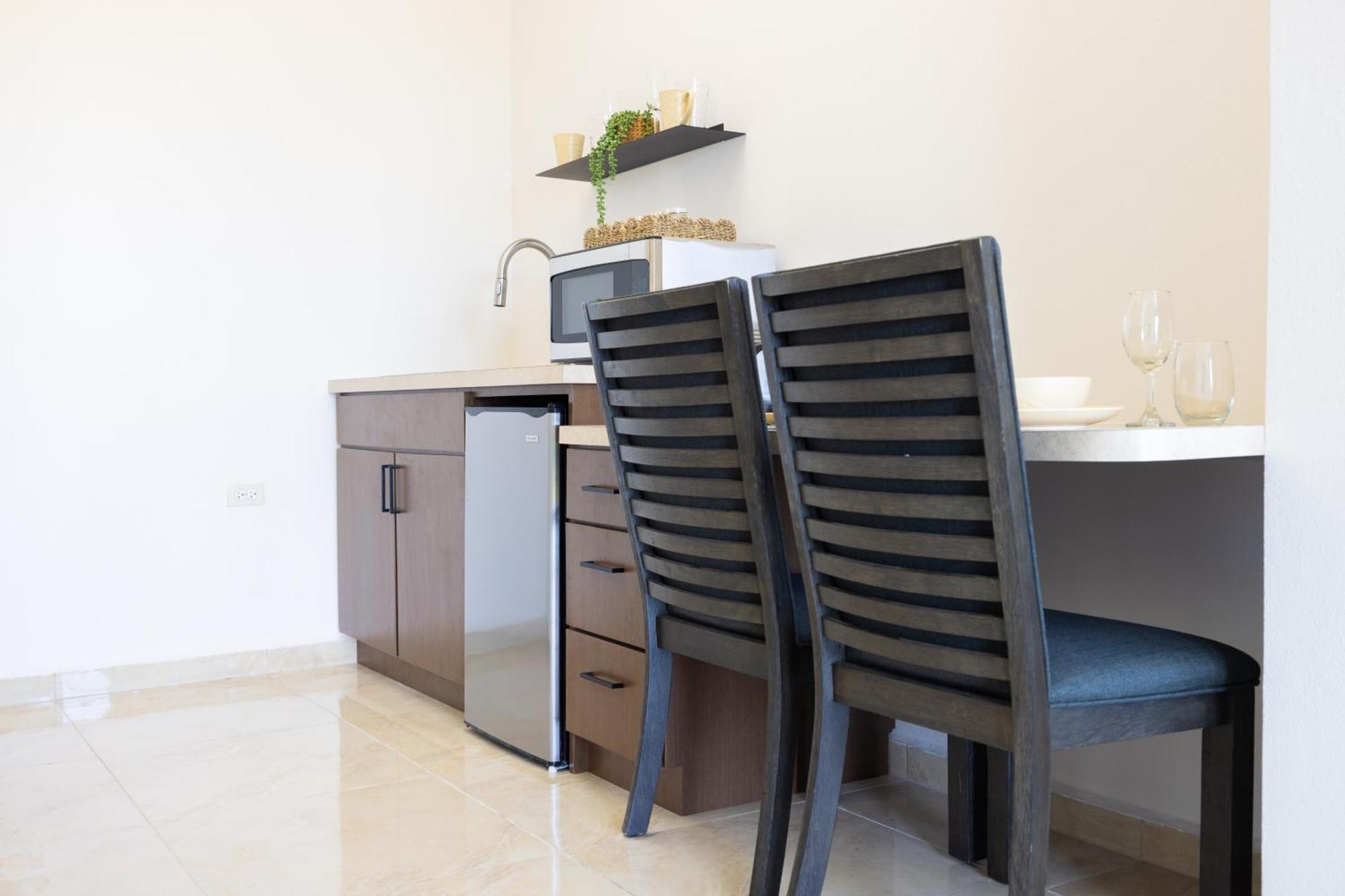 Rincon View Suites Matias ภายนอก รูปภาพ